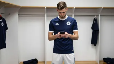Glenavon FC confirm Isaac Baird available for transfer